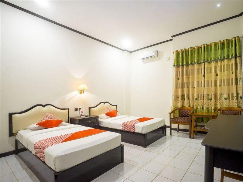 Urbanview Hotel Gading Kencana Samarinda By Reddoorz Εξωτερικό φωτογραφία