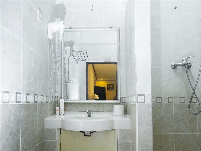 Urbanview Hotel Gading Kencana Samarinda By Reddoorz Εξωτερικό φωτογραφία