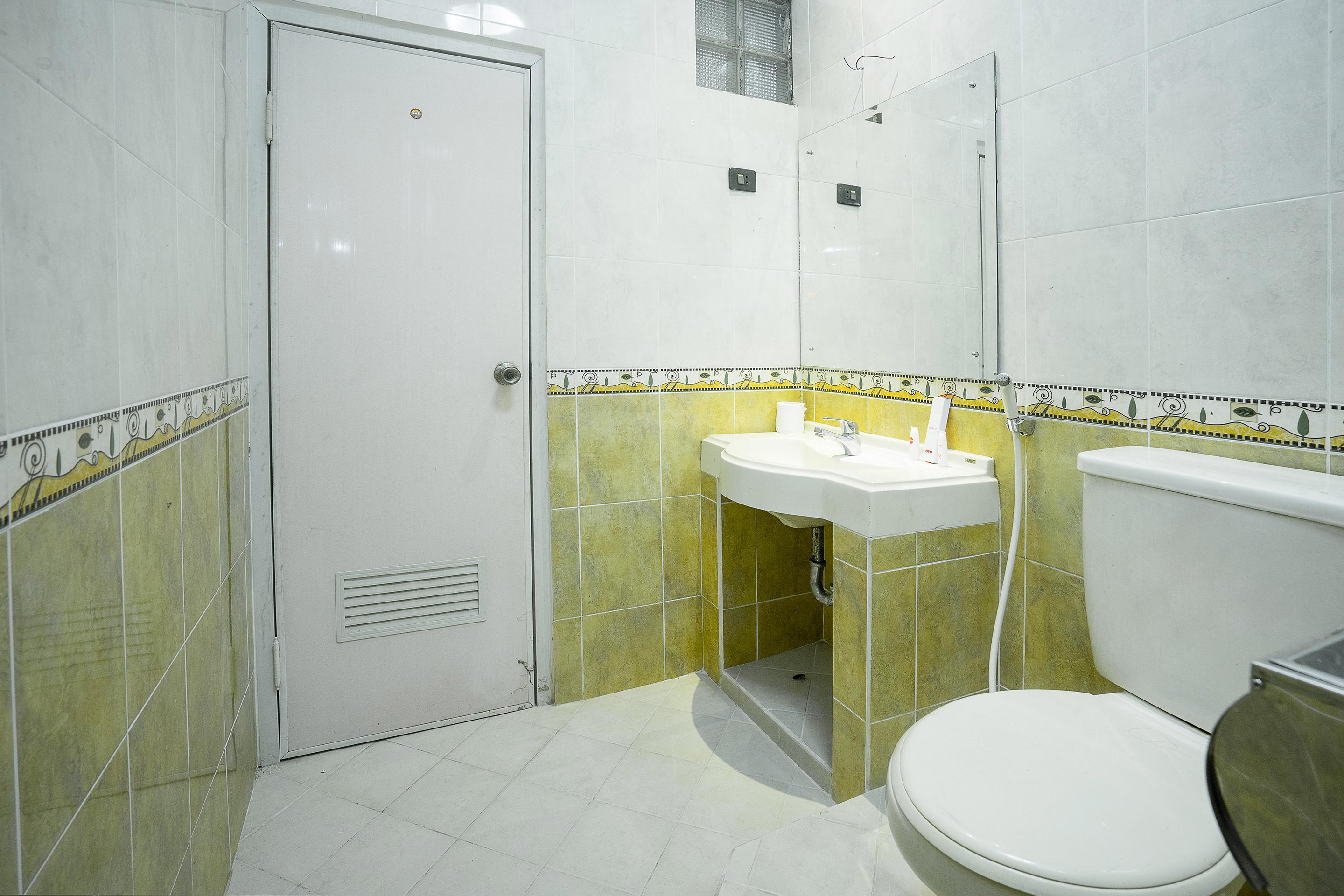 Urbanview Hotel Gading Kencana Samarinda By Reddoorz Εξωτερικό φωτογραφία