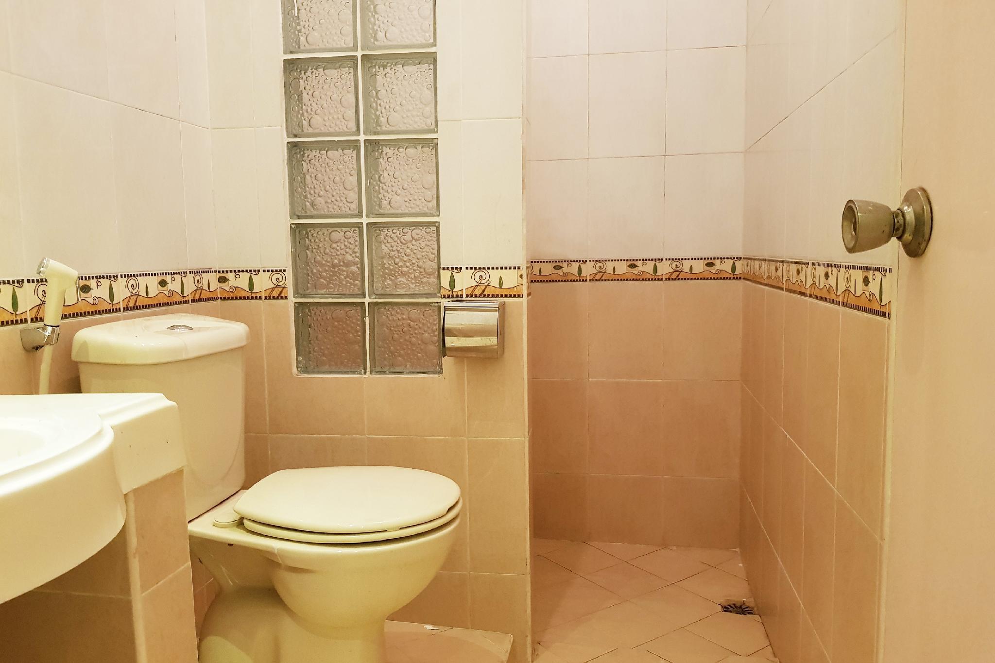 Urbanview Hotel Gading Kencana Samarinda By Reddoorz Εξωτερικό φωτογραφία